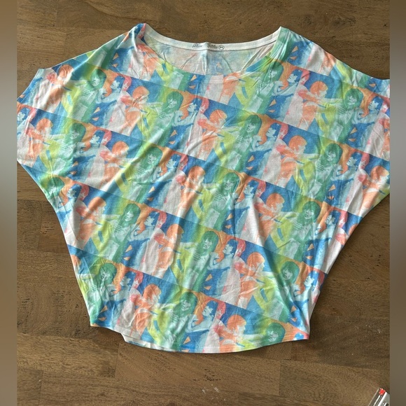 Time Machine Flowy top Size M - Picture 2 of 5